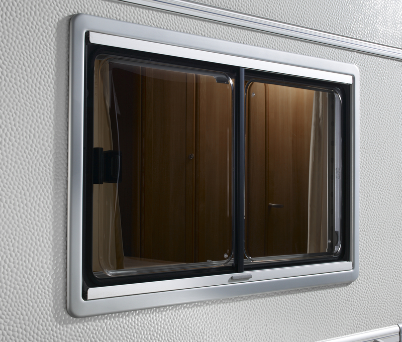 Сдвижное окно Dometic SEITZ S4 800Х350 мм
