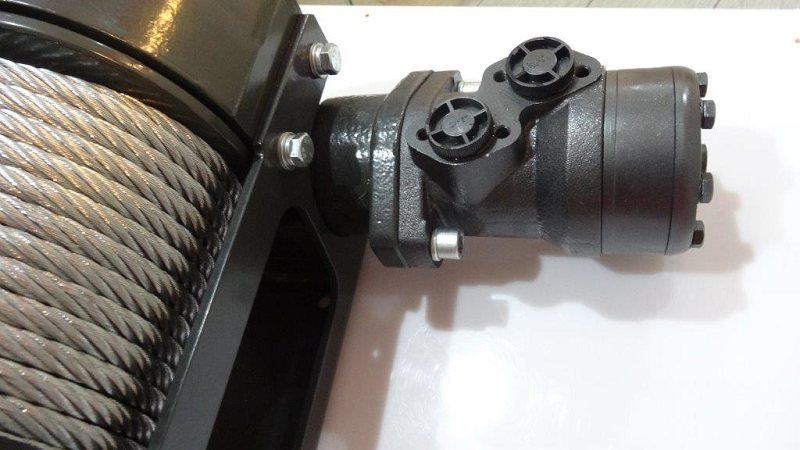 ЛЧГ54И Буйвол, лебёдка гидравлическая