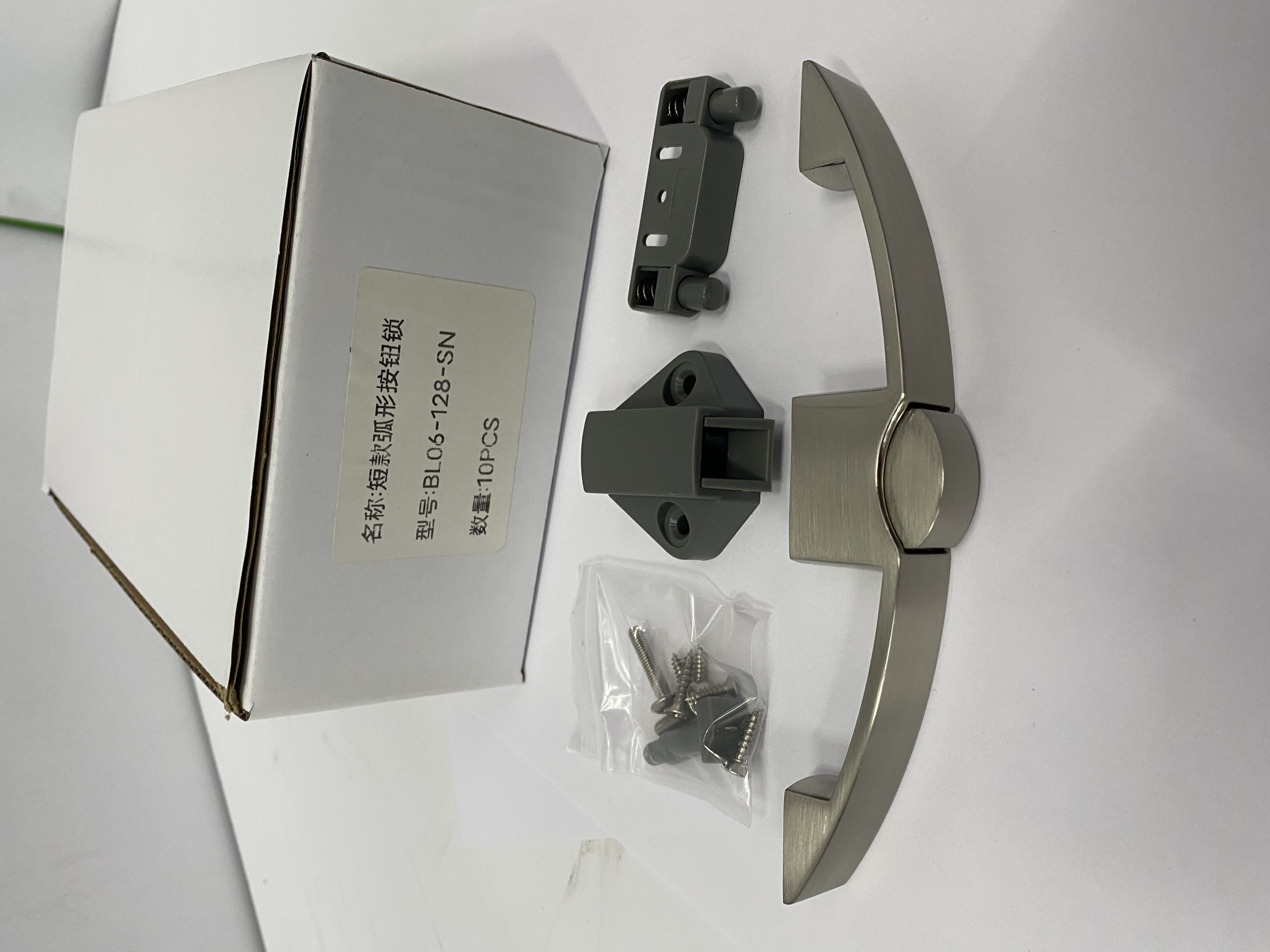 Мебельная ручка с кнопкой Furniture Lock Series BL06-128-SN