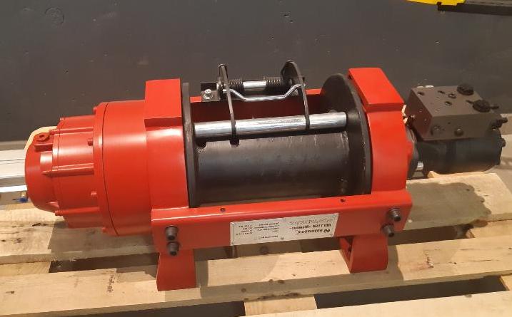 ЛПГ115И Мамонт, лебёдка гидравлическая