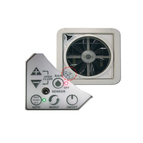 Люк с вентилятором MaxxFan Deluxe (400Х400 мм), прозрачный