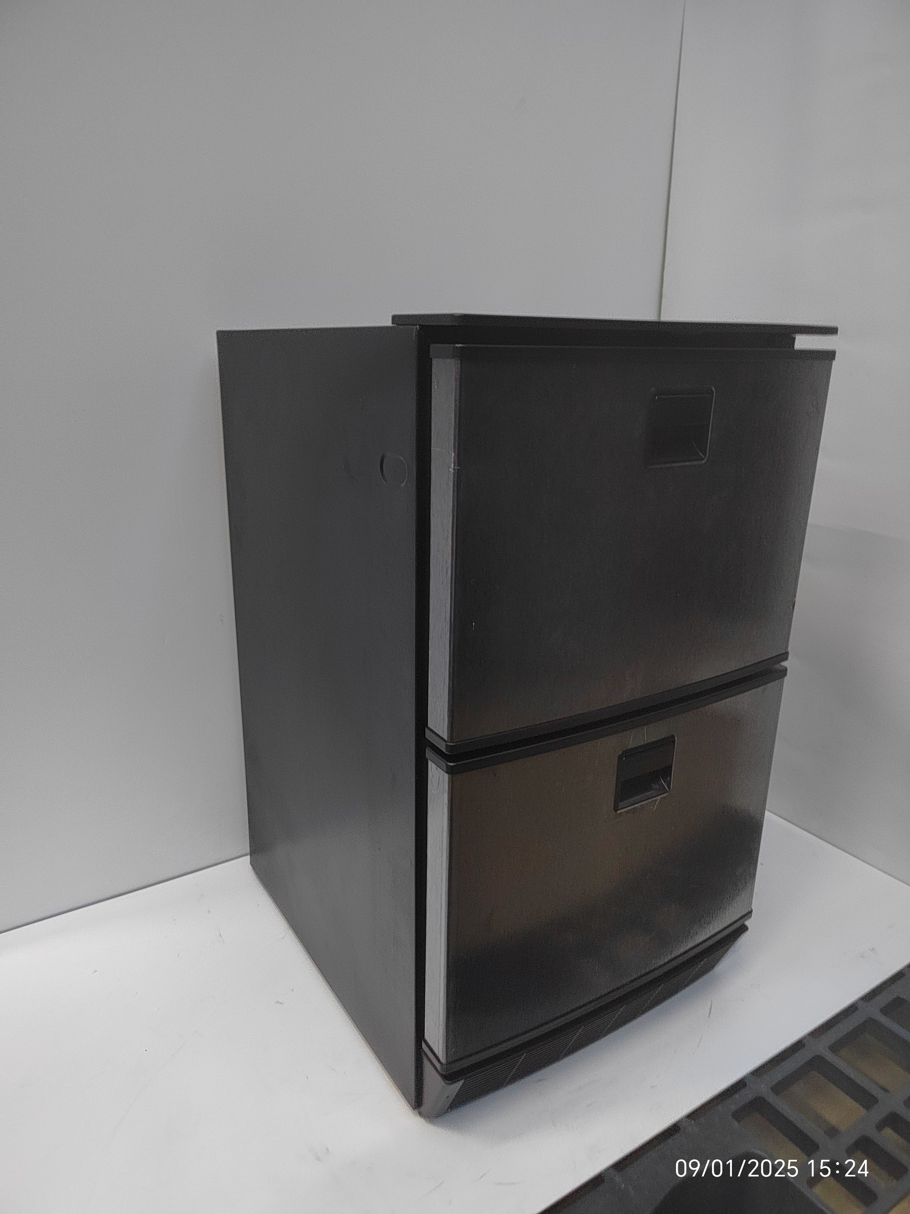 Морозильная камера Freucamp BD 70L