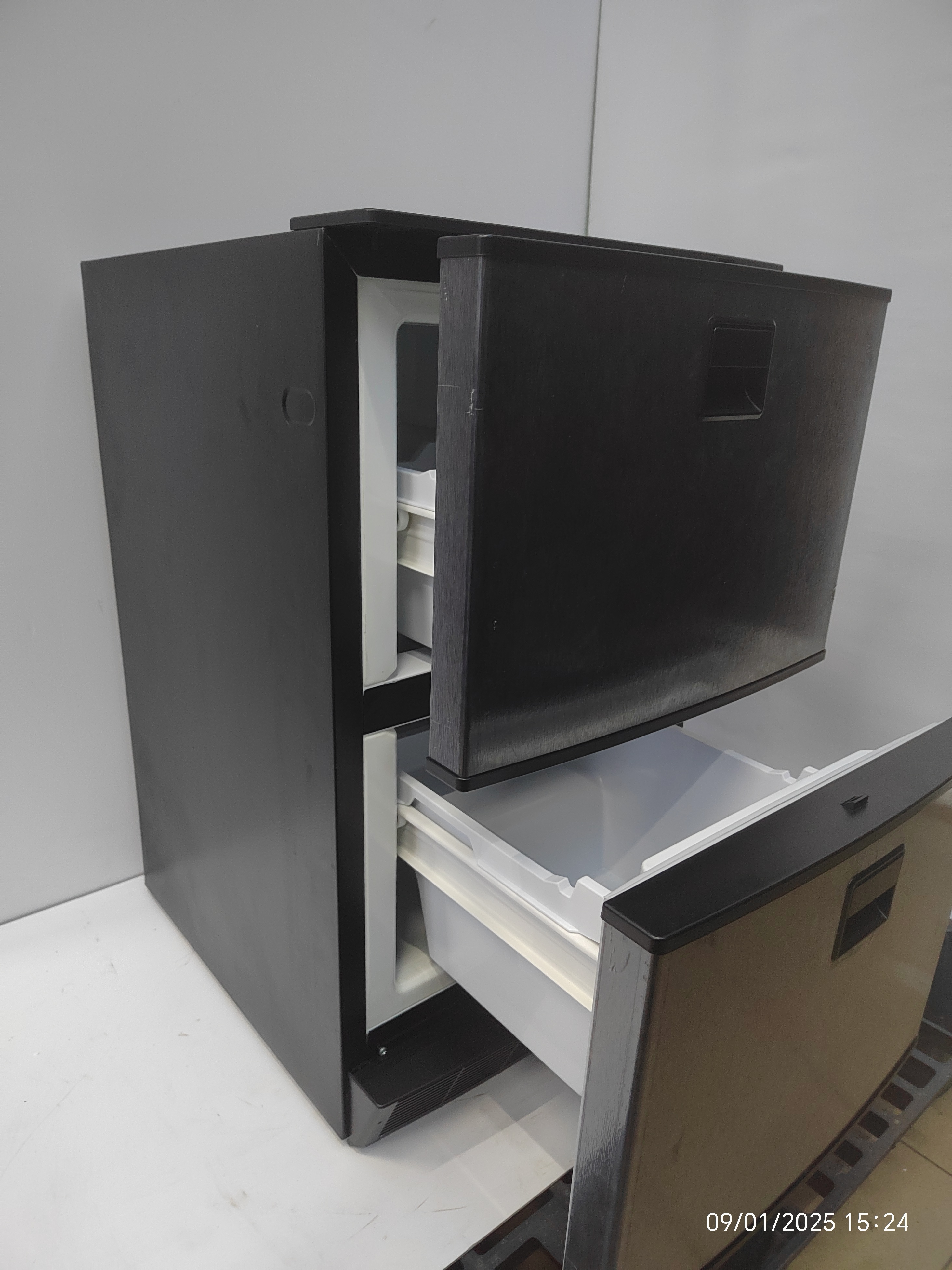 Морозильная камера Freucamp BD 70L