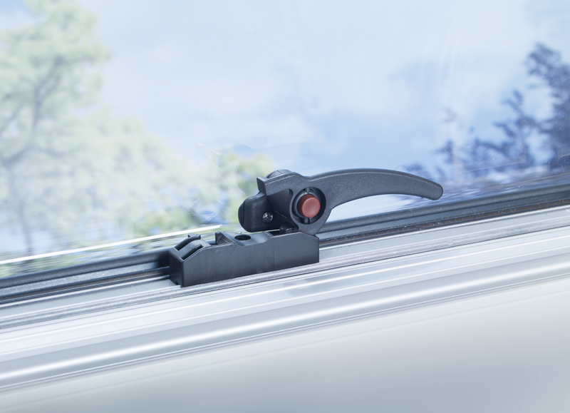 Откидное окно Dometic SEITZ S7P 280Х380мм