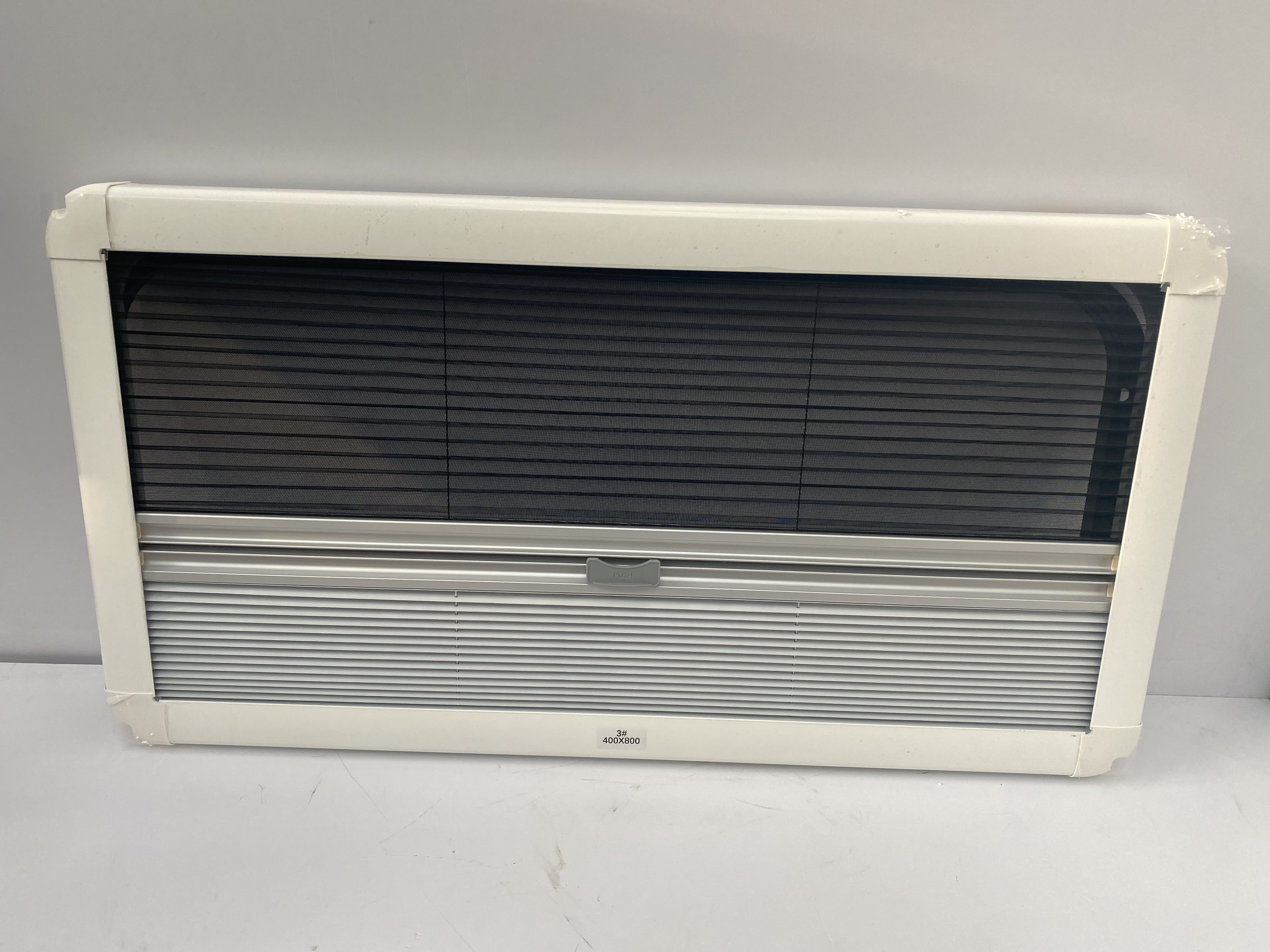 Окно для автодома плоское Sanjo RV Flat Acrilic Window 3J-FAWF 500x900 35-45mm