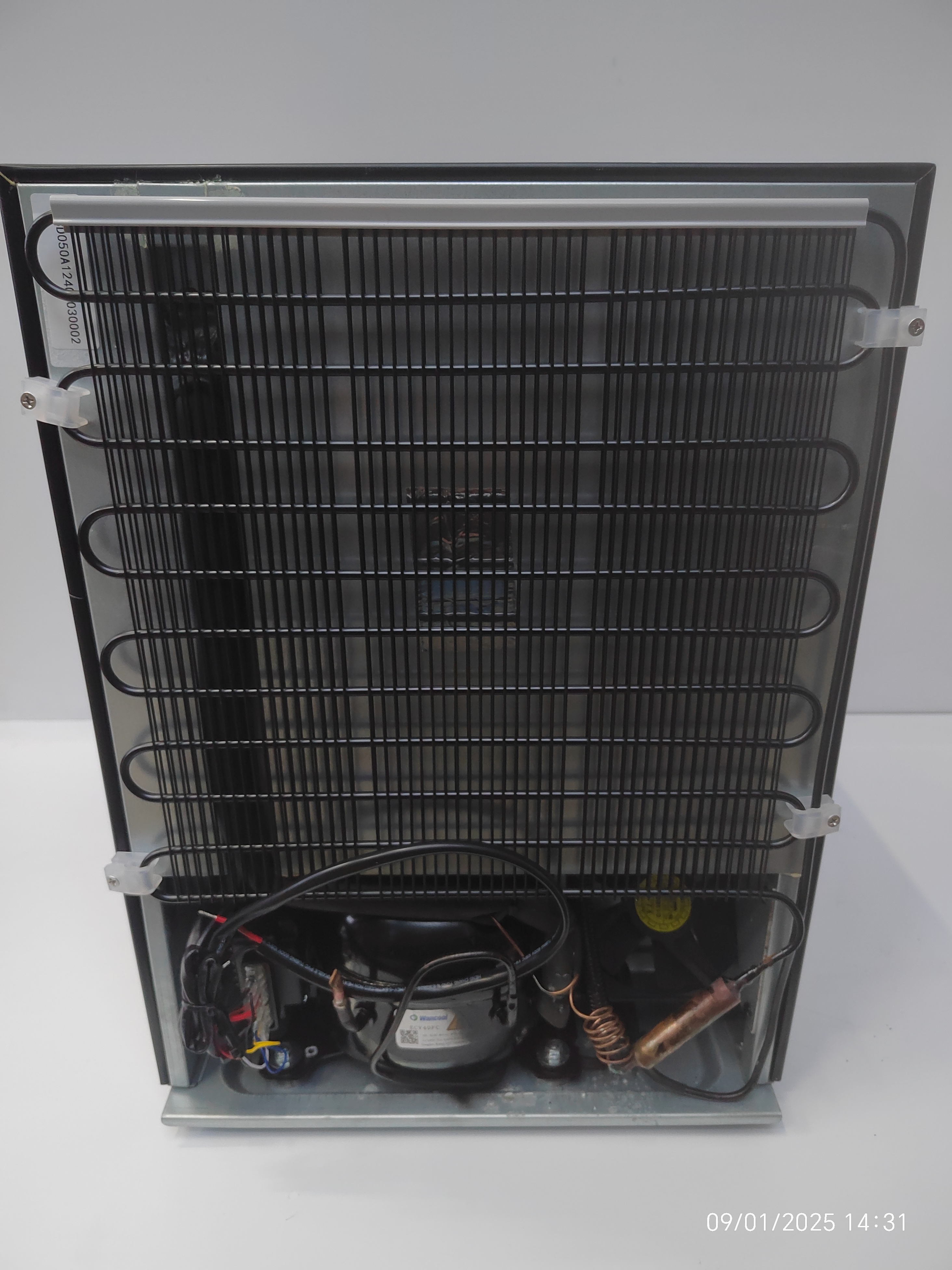 Freucamp RV refrigerator BCD 50L, правая дверь