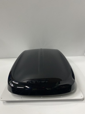 Люк с вентилятором Freucamp RV Plusfan 3J-PF 400*400 black (черный)